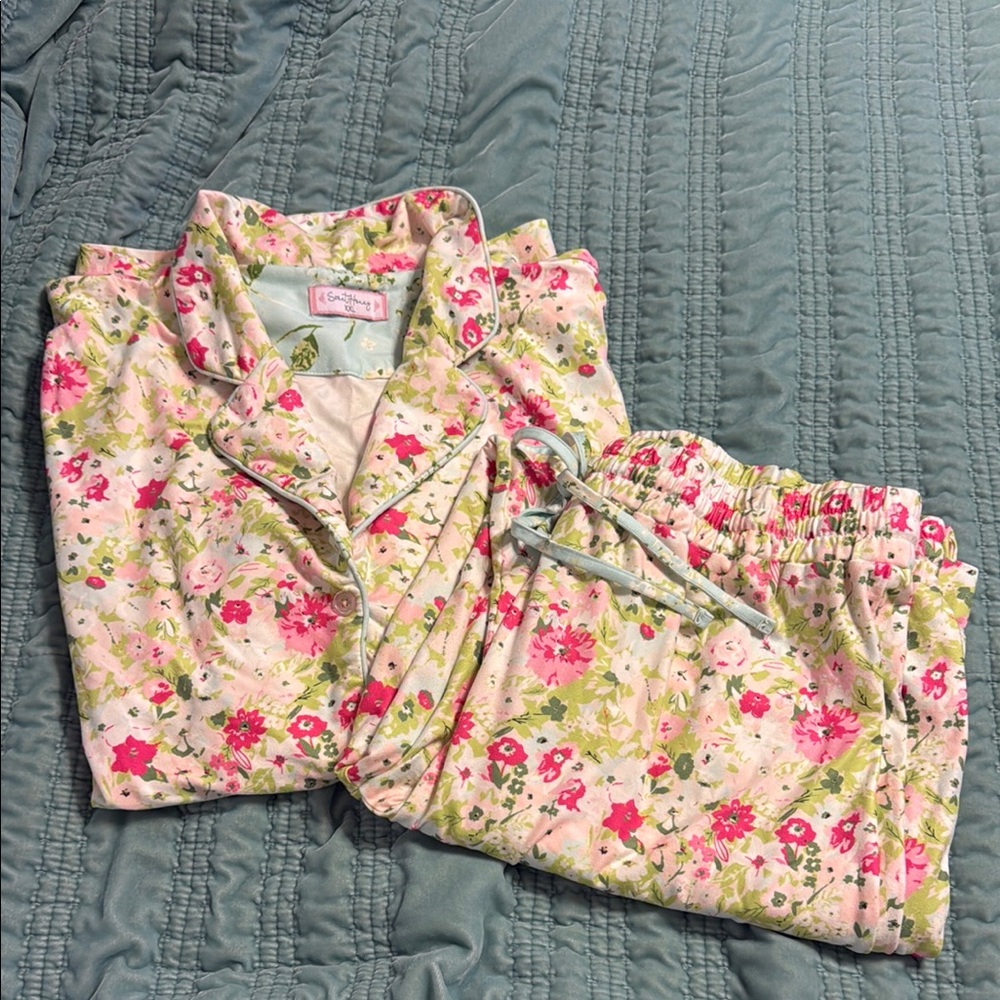 Floral Womens Pajamas Set - Pink and Green